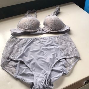Thirdlove bra and underwear.